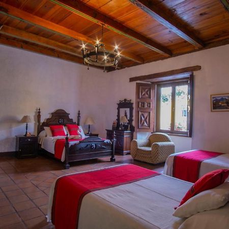 Hotel Posada De Don Rodrigo Antigua Buitenkant foto