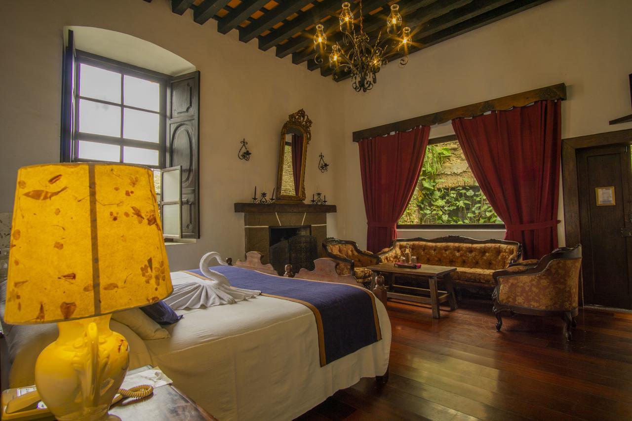 Hotel Posada De Don Rodrigo Antigua Buitenkant foto