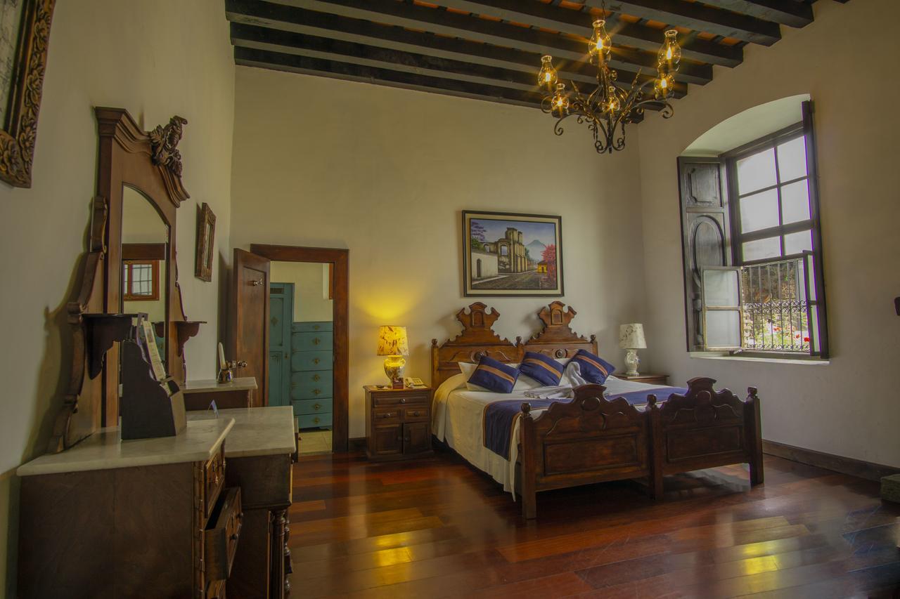Hotel Posada De Don Rodrigo Antigua Buitenkant foto