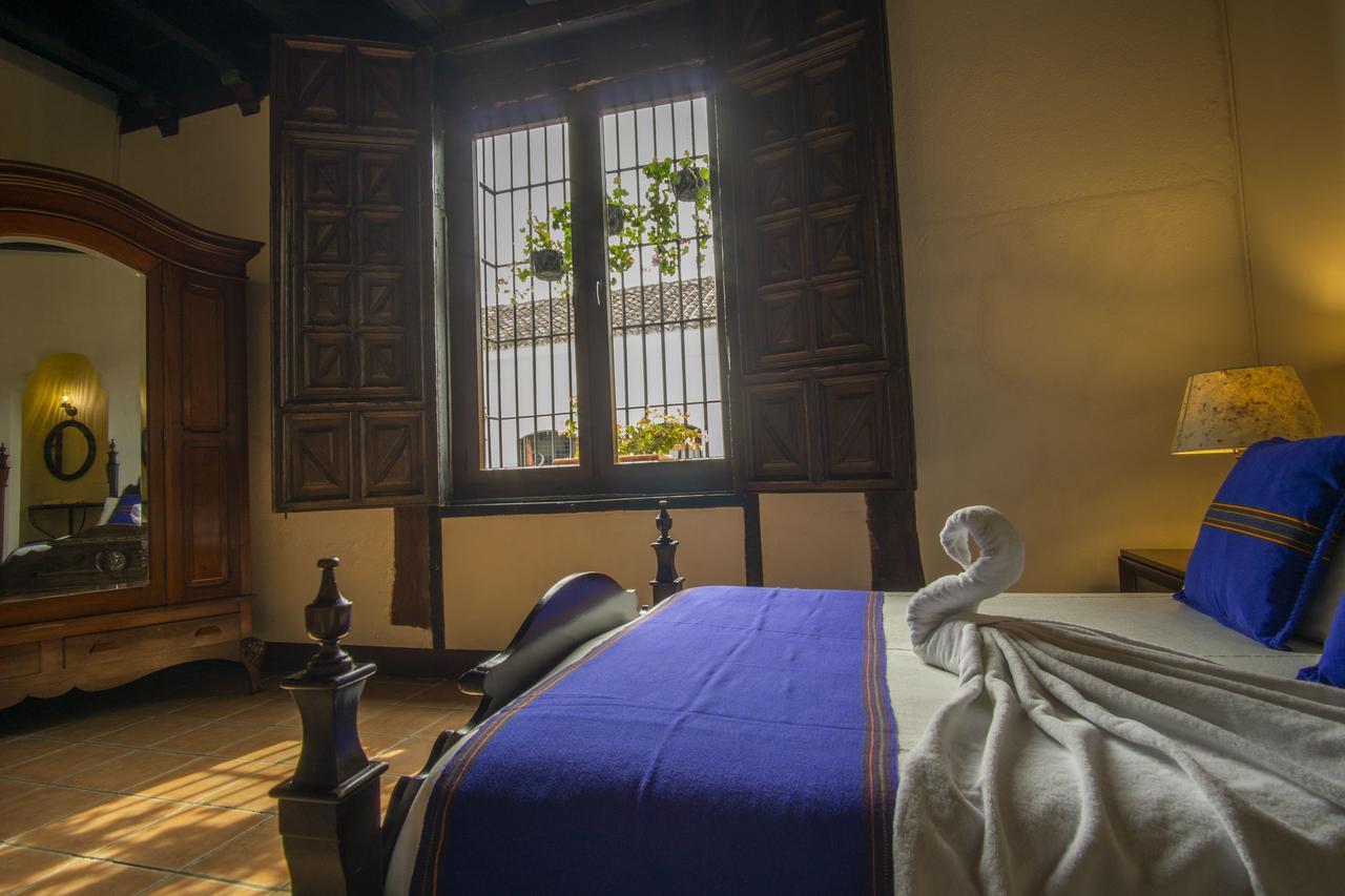 Hotel Posada De Don Rodrigo Antigua Buitenkant foto