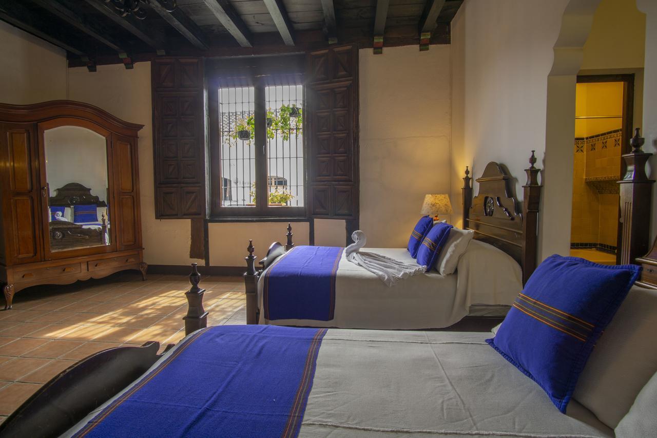 Hotel Posada De Don Rodrigo Antigua Buitenkant foto