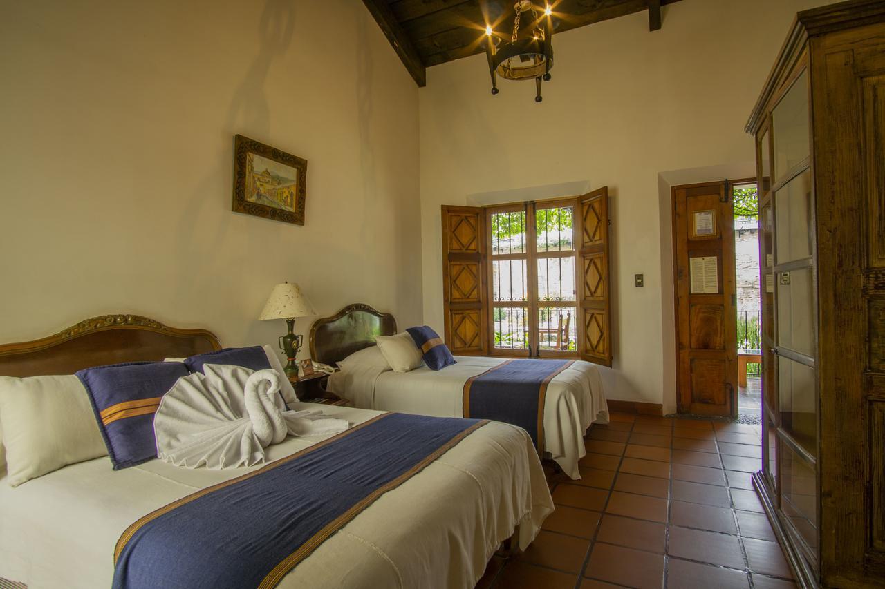 Hotel Posada De Don Rodrigo Antigua Buitenkant foto