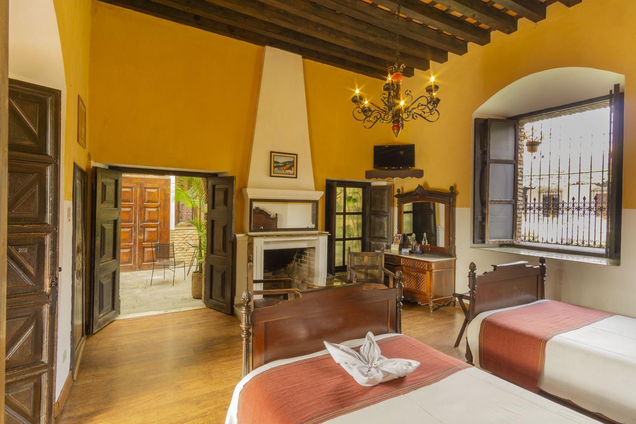 Hotel Posada De Don Rodrigo Antigua Buitenkant foto