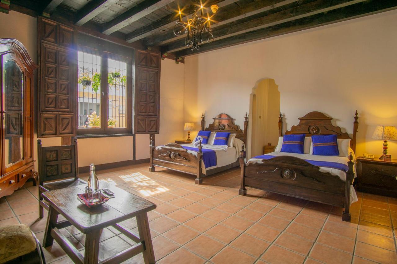 Hotel Posada De Don Rodrigo Antigua Buitenkant foto